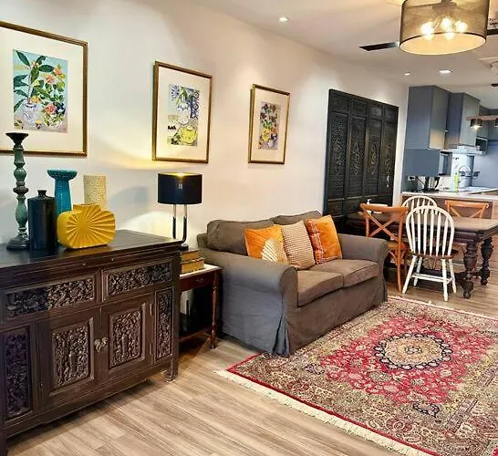 Appartamento Bangkok, 5 Stars River View & Characteristic Decor