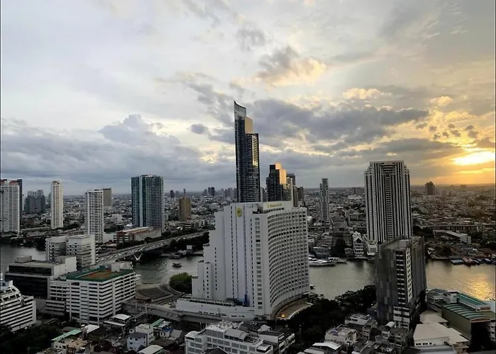 Bangkok, 5 Stars River View & Characteristic Decor * Bangkok
